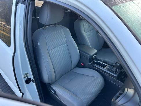 Used 2020 Toyota Tacoma SR image 14