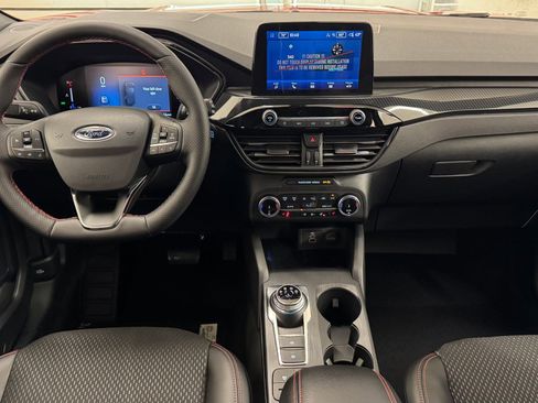 New 2026 Ford Escape ST-Line w/ Cold Weather Package AWD/4WD image 15