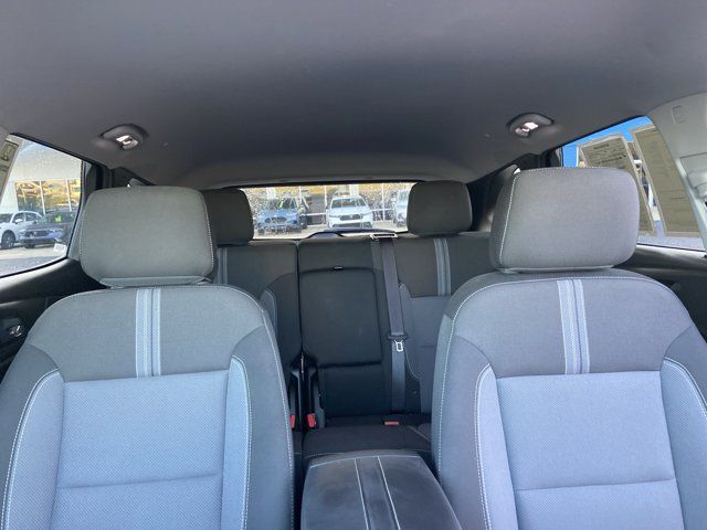 Used 2025 Chevrolet Blazer LT FWD image 16