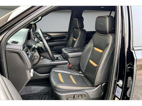 Used 2023 GMC Yukon XL AT4 w/ AT4 Premium Package AWD/4WD image 34