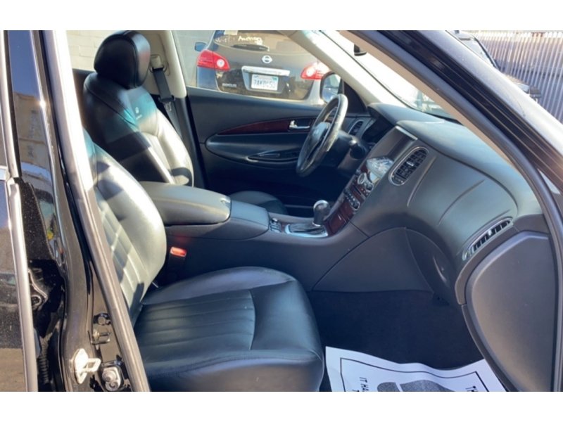 Used 2011 INFINITI EX35 Journey AWD/4WD image 28