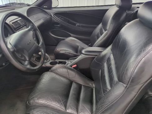 Used 1998 Ford Mustang GT RWD image 19