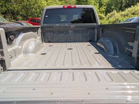 New 2026 RAM 2500 Big Horn AWD/4WD image 28
