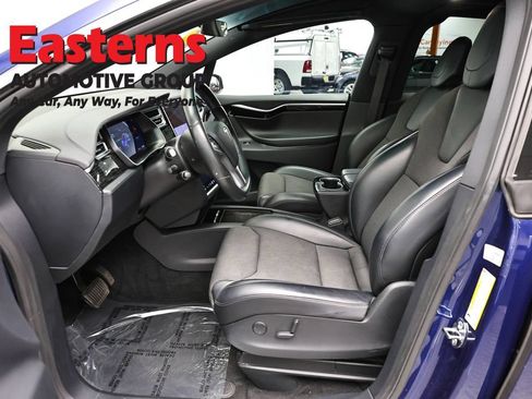 Used 2017 Tesla Model X 75D AWD/4WD image 13