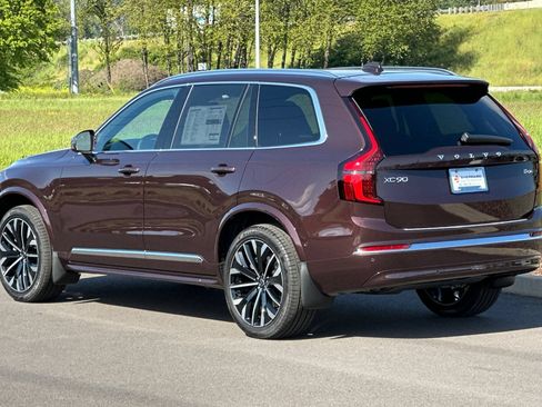 New 2026 Volvo XC90 B6 Plus w/ Protection Package Premier AWD/4WD image 5