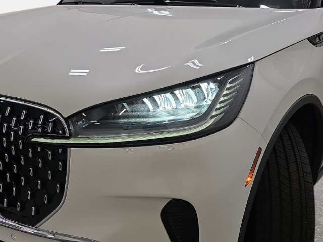 New 2027 Lincoln Aviator AWD image 27