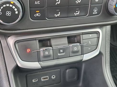Certified 2024 GMC Terrain SLE AWD/4WD image 14