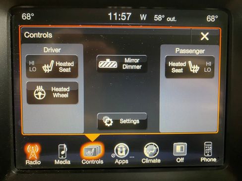 Used 2018 Jeep Cherokee Limited image 14