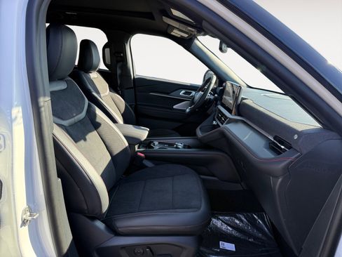 New 2026 Ford Explorer ST w/ Sun And Sound Package image 19