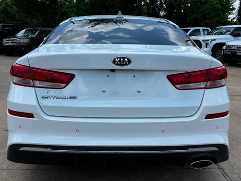 Used 2020 Kia Optima LX FWD image 8