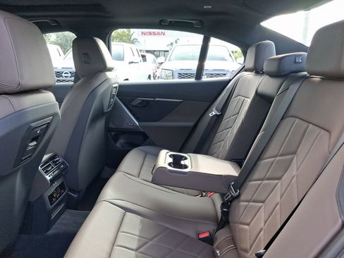 Used 2026 BMW 540i xDrive image 8