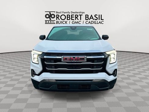 Used 2026 GMC Terrain Elevation AWD/4WD image 3
