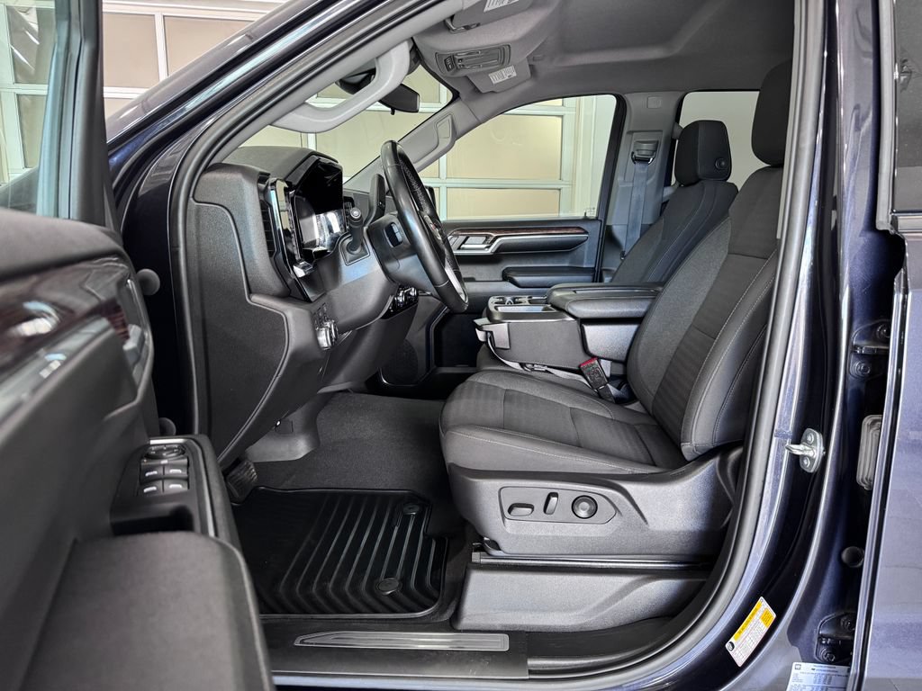 Used 2023 GMC Sierra 1500 Elevation AWD/4WD image 9