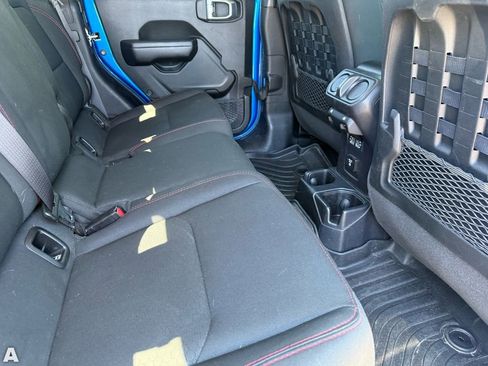 Used 2021 Jeep Gladiator Rubicon image 28