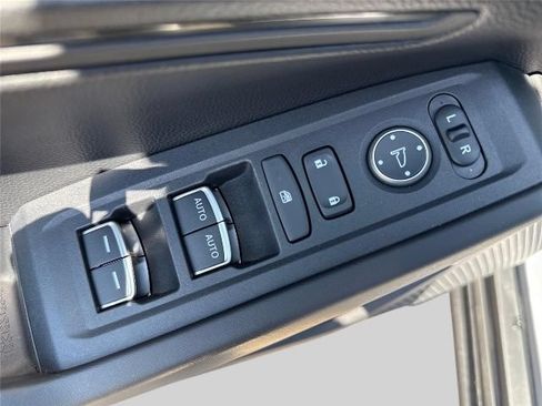 Used 2023 Honda Accord LX image 17