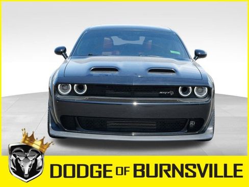 Used 2022 Dodge Challenger SRT Hellcat RWD image 2