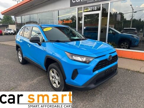 Used 2021 Toyota RAV4 LE AWD/4WD image 1