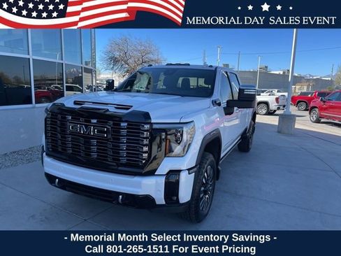 Used 2025 GMC Sierra 3500 Denali Ultimate AWD/4WD image 2