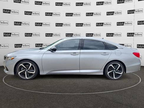 Used 2022 Honda Accord Sport image 3