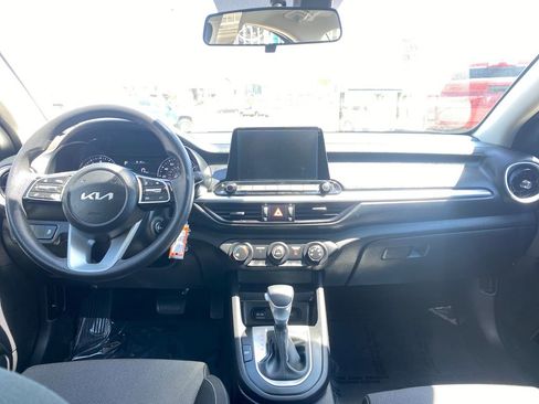 Used 2024 Kia Forte LXS w/ LXS Technology Package FWD image 12
