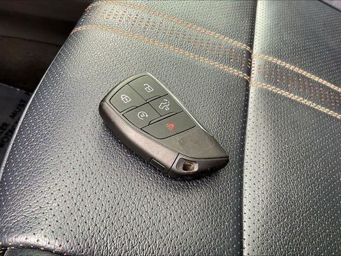 Used 2024 Chevrolet Silverado 2500 High Country AWD/4WD image 36