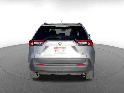 Used 2025 Toyota RAV4 LE image 12