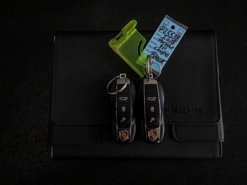 Used 2018 Porsche 911 Carrera S image 41