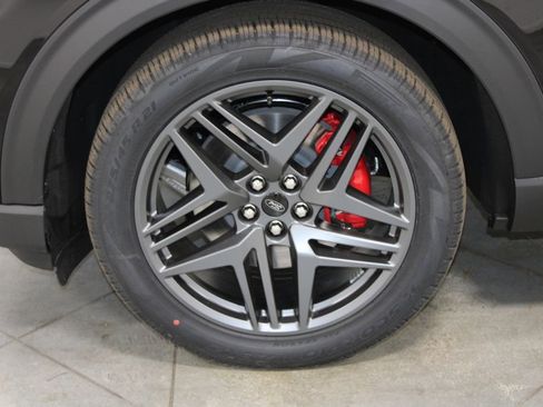 New 2026 Ford Explorer ST w/ Sun And Sound Package image 18