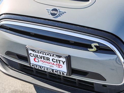 Used 2023 MINI Cooper SE image 6