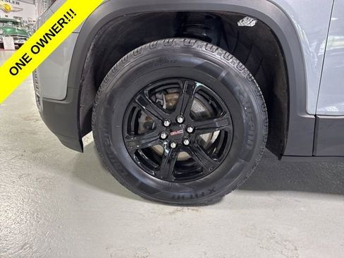 Used 2023 GMC Acadia AT4 w/ Technology Package AWD/4WD image 9