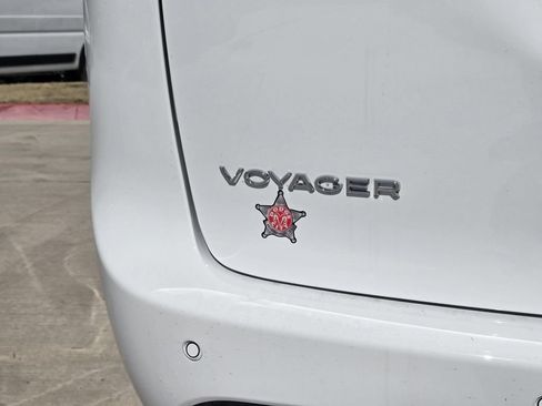 New 2026 Chrysler Voyager LX FWD image 4