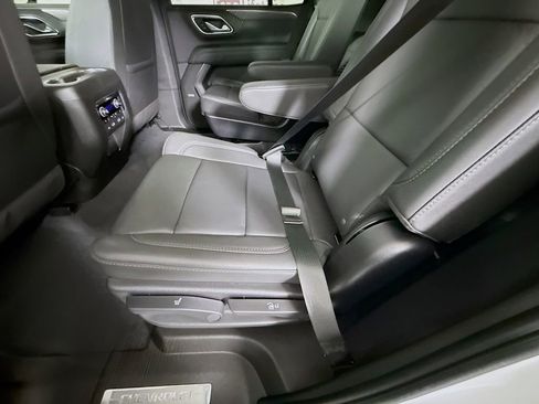 Used 2024 Chevrolet Tahoe Z71 w/ Z71 Off-Road Package AWD/4WD image 29