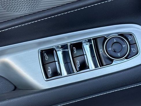 Used 2022 Chevrolet Corvette Stingray image 12