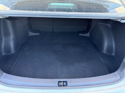 Used 2025 Toyota Corolla LE FWD image 22