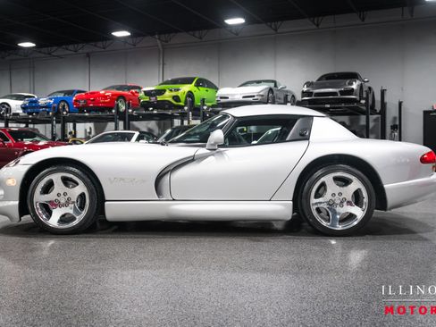 Used 1999 Dodge Viper RT/10 image 31