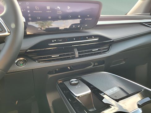 New 2026 Buick Enclave Preferred w/ Power Package image 33