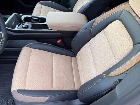 New 2026 Chevrolet Equinox ACTIV w/ Safety and Technology Package image 14