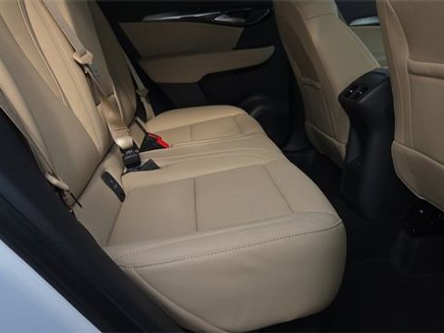 New 2026 Buick Envision Preferred image 17