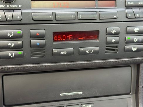 Used 2004 BMW M3 Coupe RWD image 18