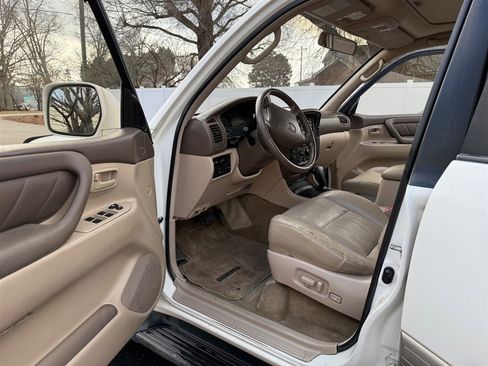 Used 1998 Toyota Land Cruiser image 13