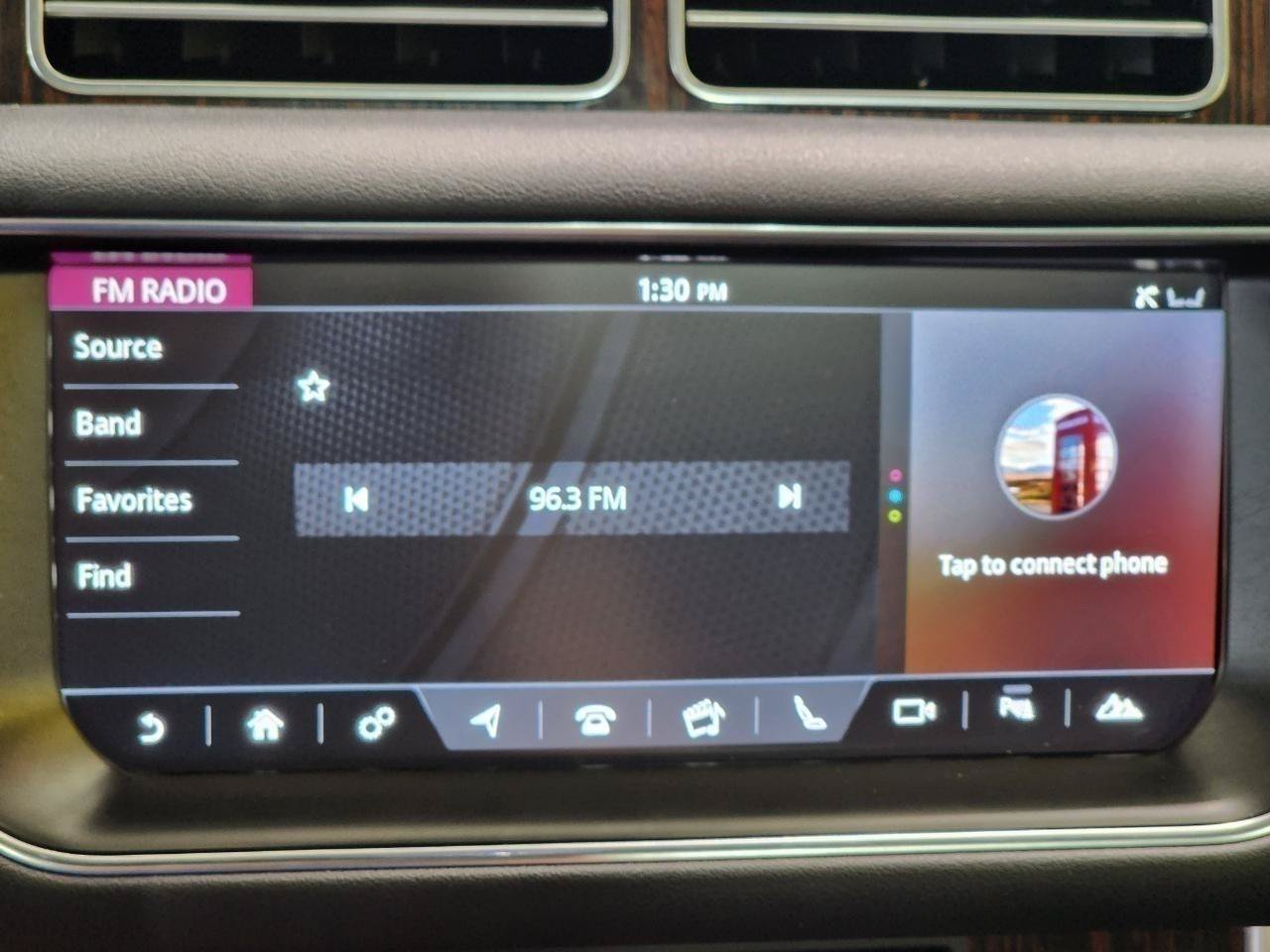 Used 2017 Land Rover Range Rover AWD/4WD image 13