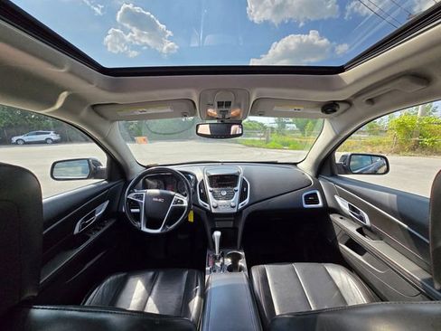 Used 2010 GMC Terrain SLT FWD image 14