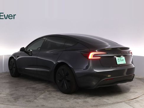 Used 2025 Tesla Model 3 Long Range RWD image 17