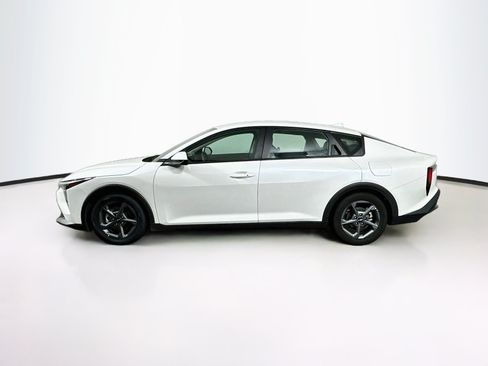 Used 2025 Kia K4 FWD image 4