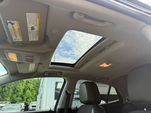 Used 2020 Buick Encore Preferred w/ Safety Package FWD image 9