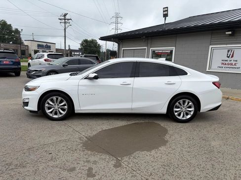 Used 2022 Chevrolet Malibu LT FWD image 5