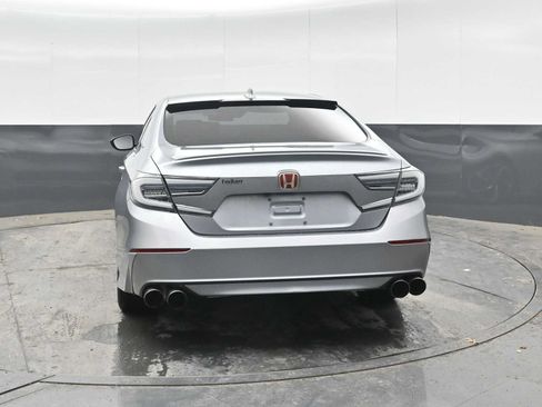 Used 2020 Honda Accord Sport image 11