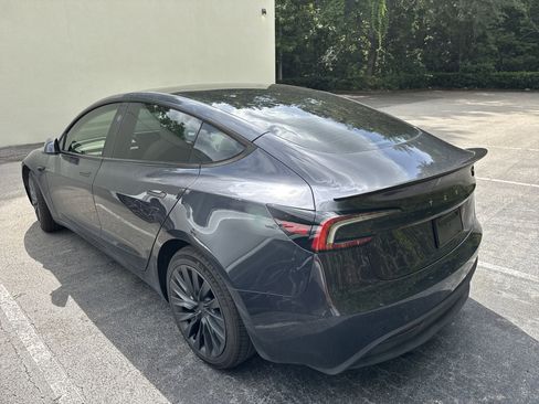 Used 2025 Tesla Model 3 Long Range RWD image 2