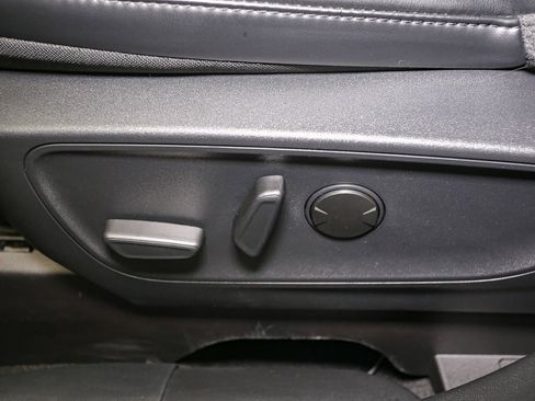 Used 2025 Ford Escape ST-Line Select w/ Tech Pack #1 image 47