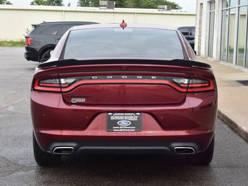 Used 2017 Dodge Charger SXT w/ AWD Plus Group image 11